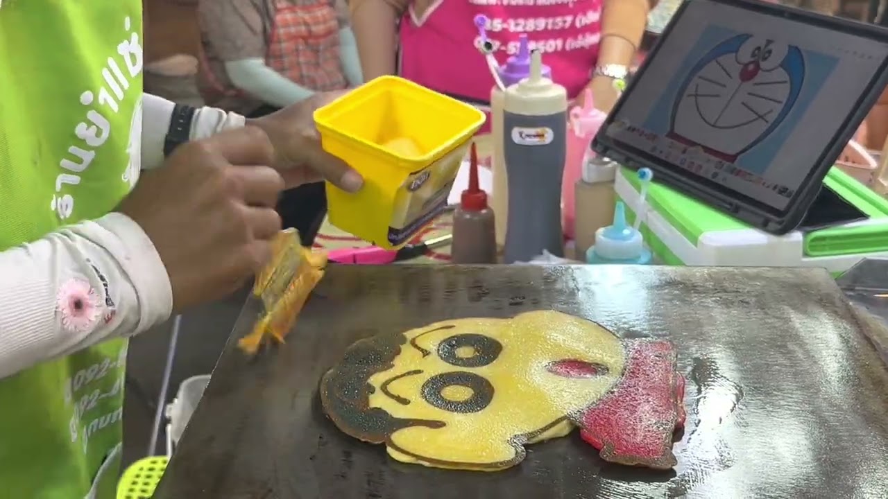 AMAZING CARTOON PANCAKE ART | THAI STREET FOOD |