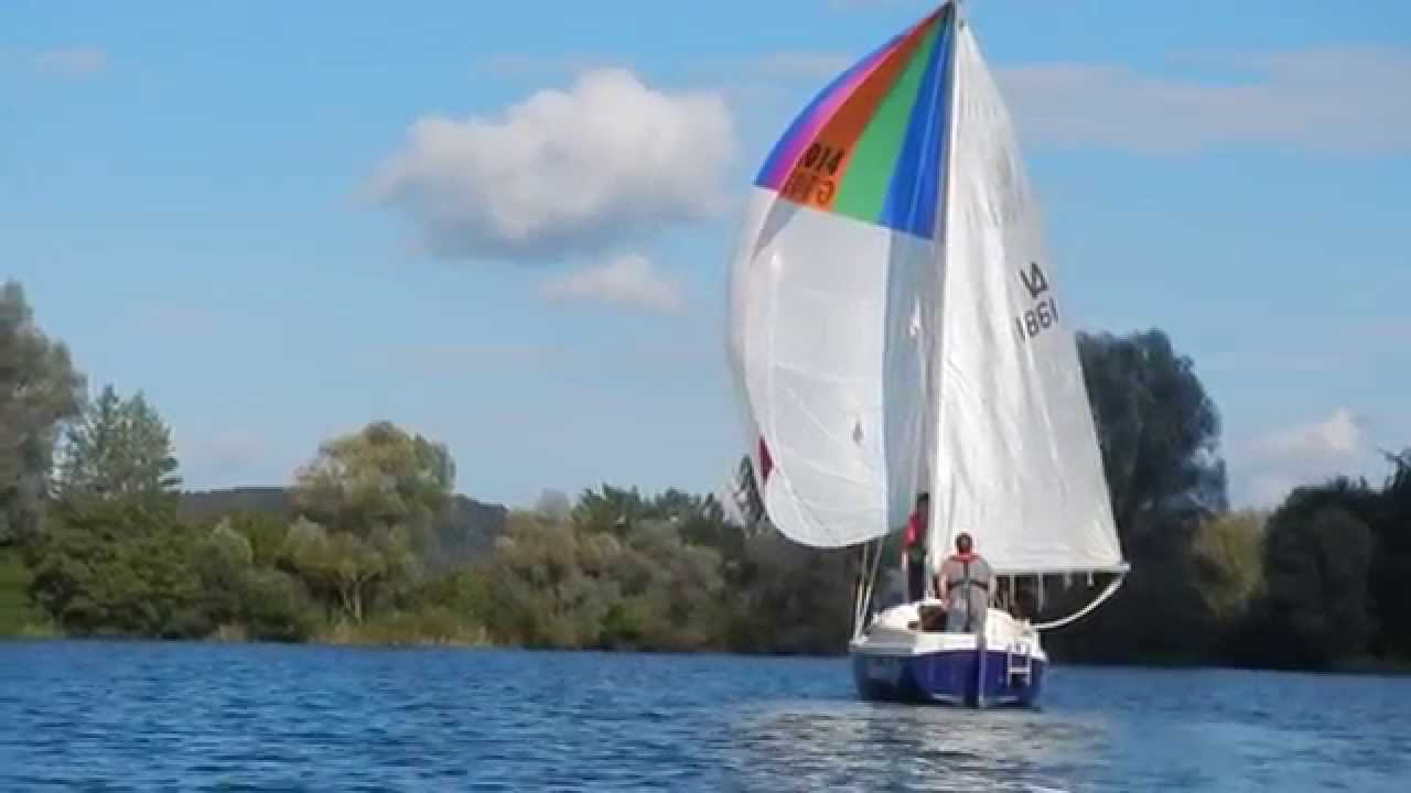Varianta 65 mit Spinnaker