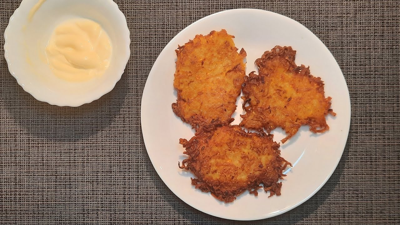 КАРТОФЕЛЬНЫЕ ДРАНИКИ С СОУСОМ. POTATO FRITTERS WITH SAUCE. ASMR