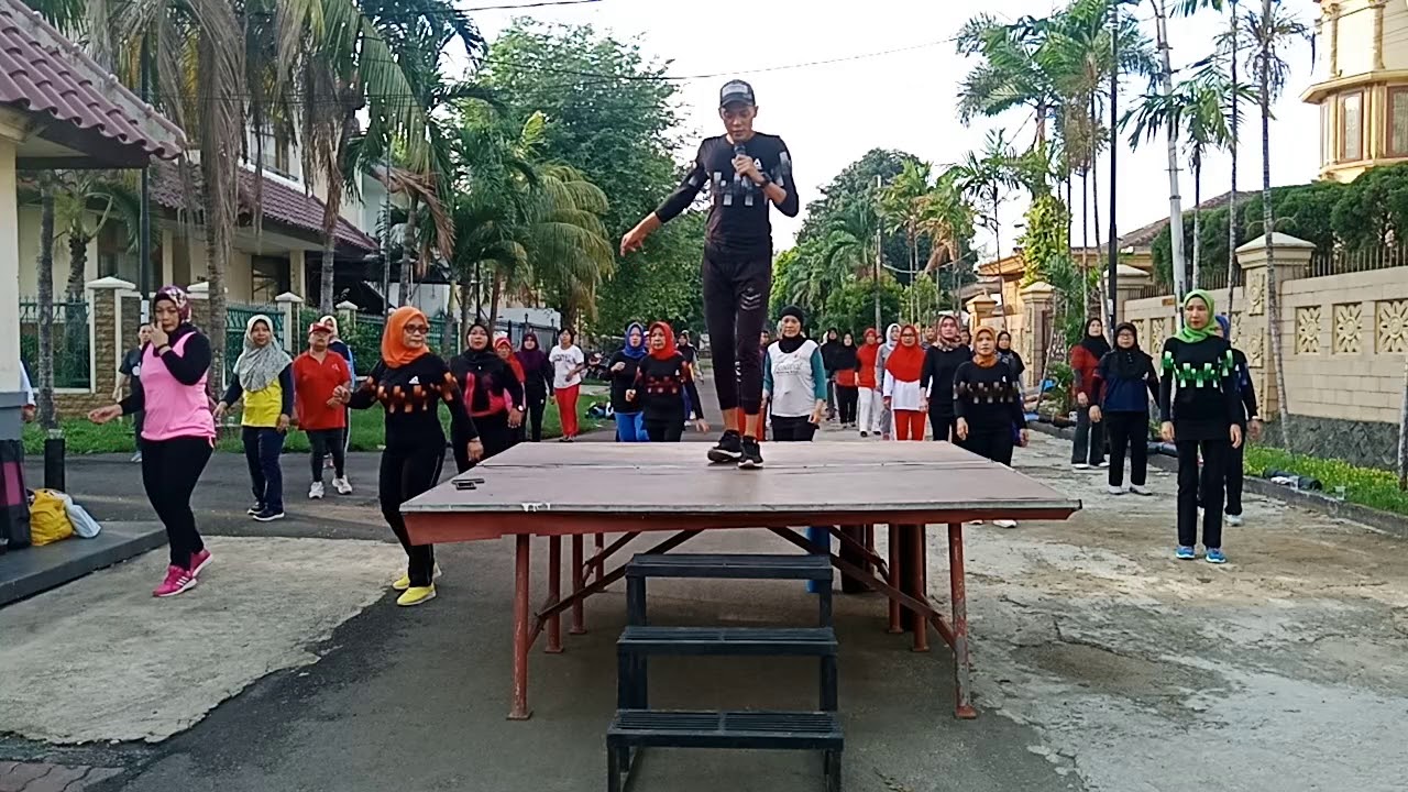 Belajar senam cha cha yuk.. ama Dimas Budi