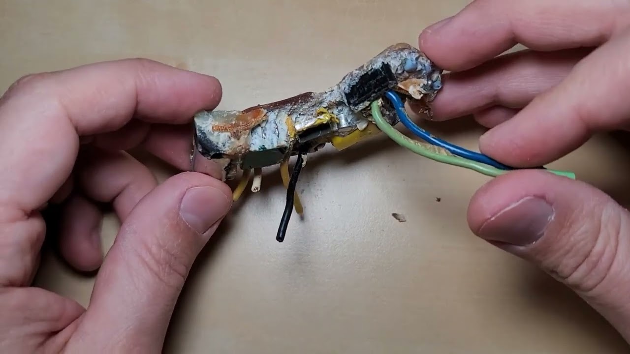 Honda EM500 Generator AVR Teardown