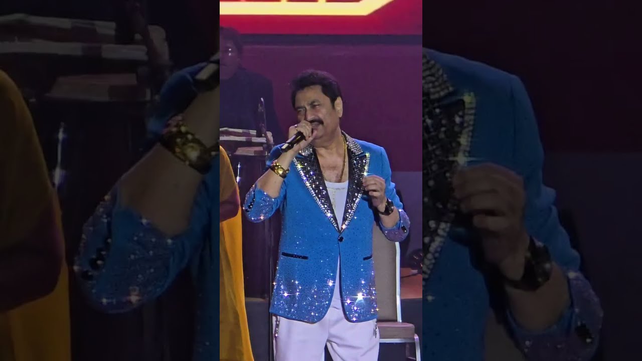 Kumar Sanu LIVE (90s Mashup)