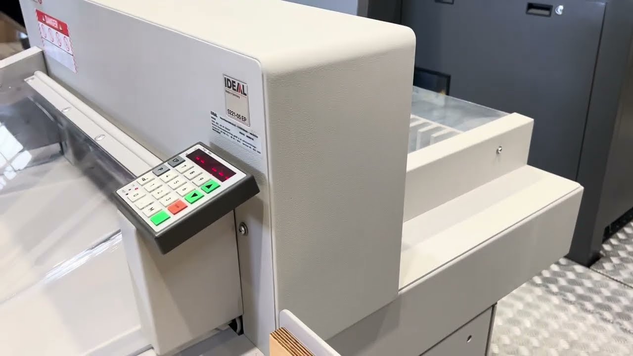 Ideal 5221-05 EP Digicut guillotine