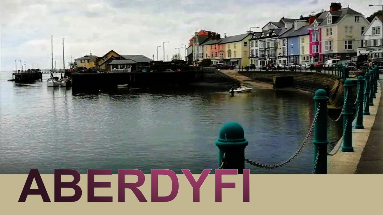 Aberdyfi (Aberdovey) day trip | By train from Caersws