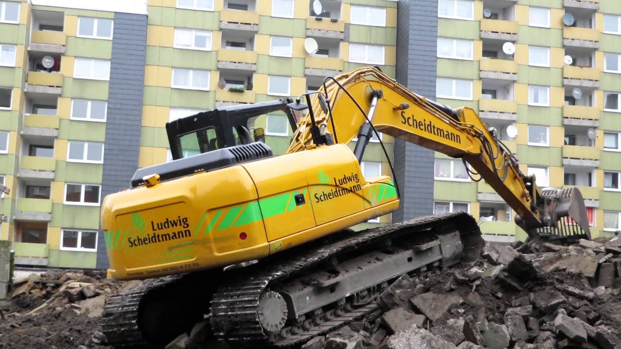 Bagger: CAT 319 D in cooler Lackierung