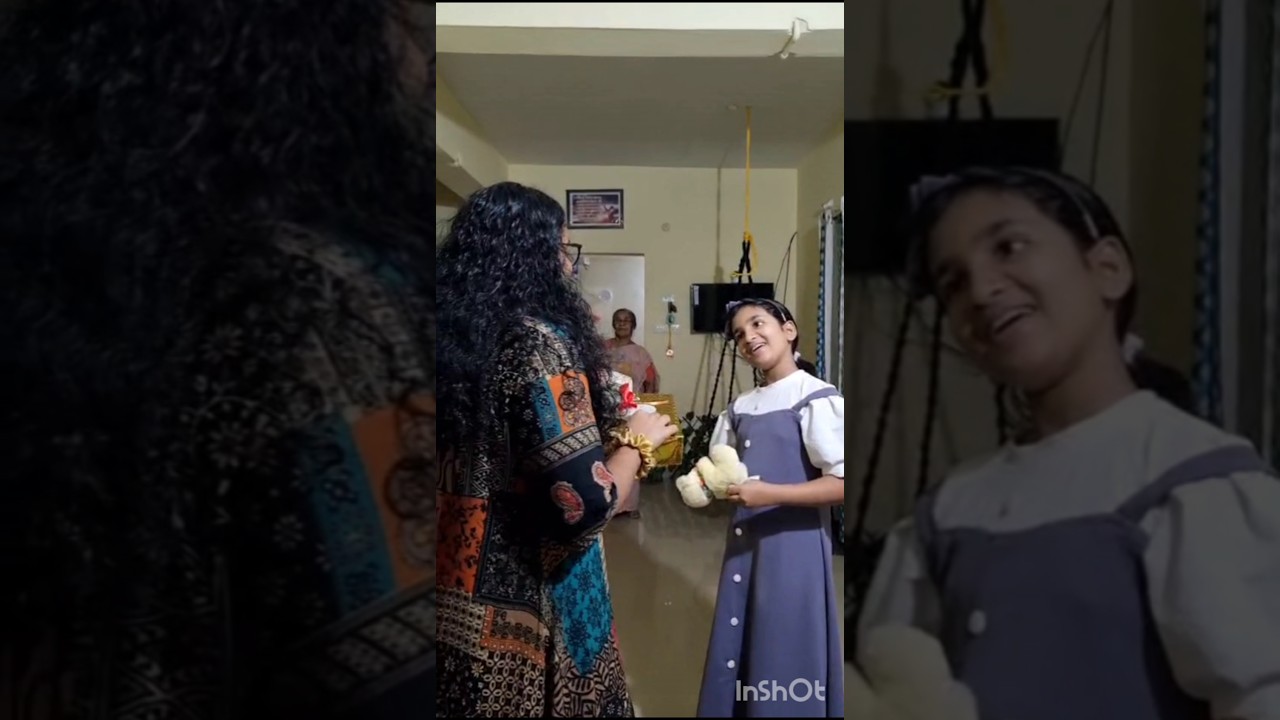 surprise 🎁 to his daughters 