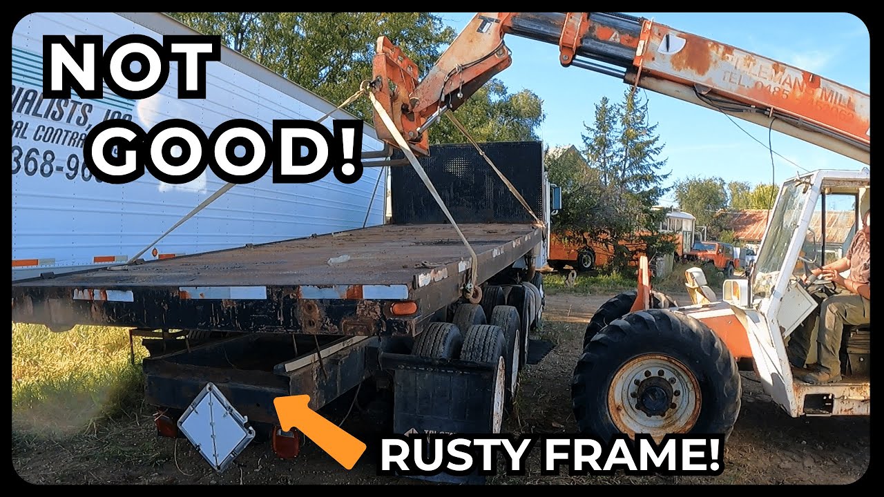 Restoring My DREAM Cabover Semi  - Pt 1 - Flatbed Removal and More!