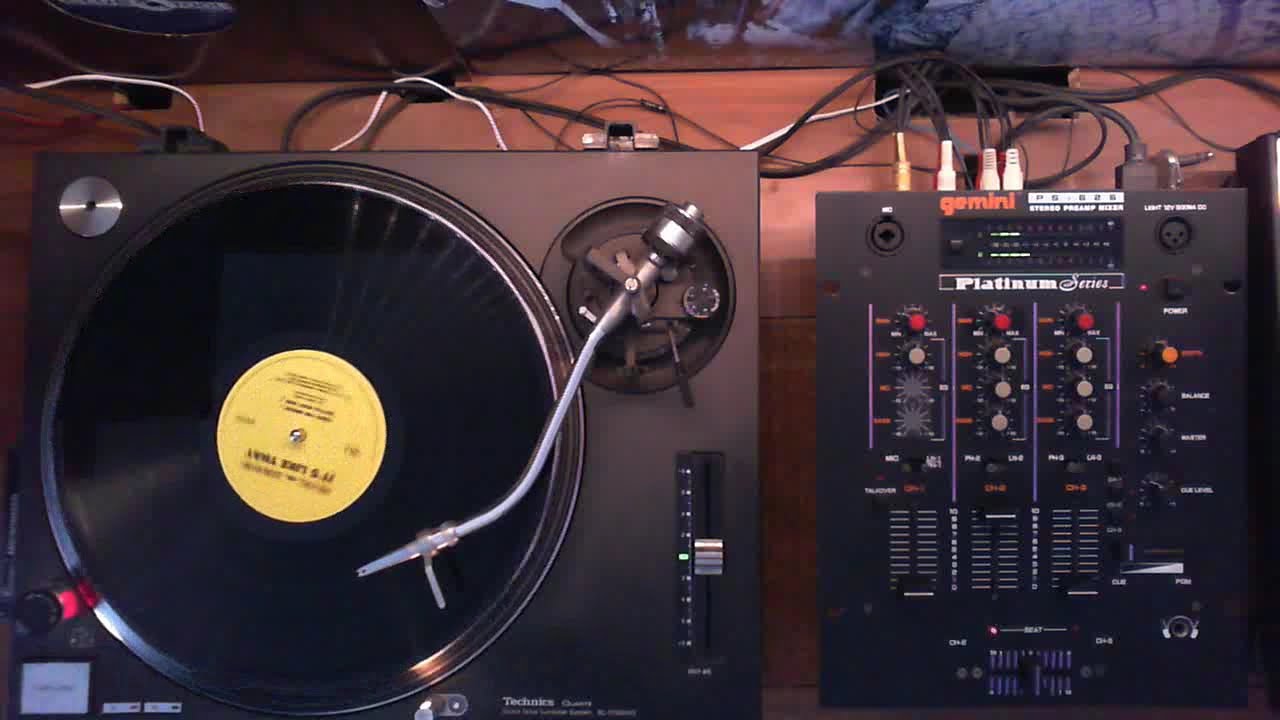 Run D.M.C Vs. Jason Nevins - It's Like That (Battle Beat Dub) [1997]