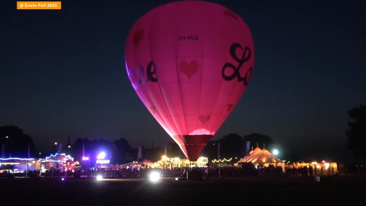 live! 🇳🇱 Ballonfestival Grave Evening Special Act Aerial Hoop onder een ballon Friday8 Aug 2025 🇳🇱