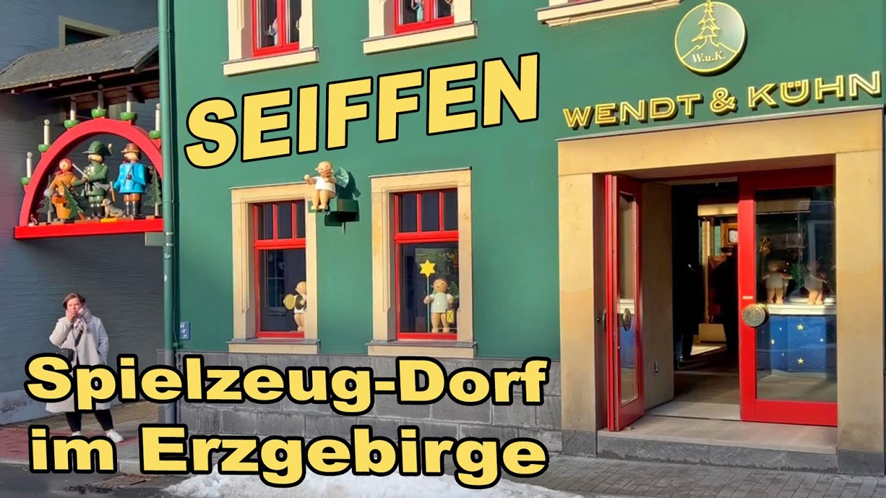 SPIELZEUGDORF SEIFFEN im Erzgebirge - Spaziergang zu Weihnachten 2023 mit Schaufenster-Bummel