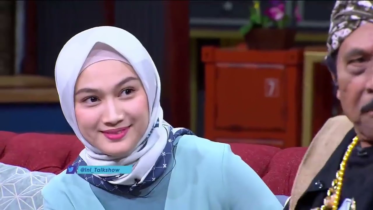 [INI TALKSHOW] Serem Amat Pak RT Tiba Tiba Bikin Studio Jadi Mistis Gini