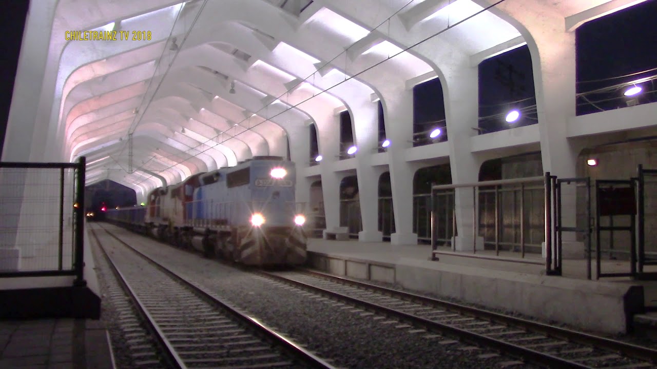 (CHILE) TREN DE CARGA PASANDO POR ESTACION RANCAGUA