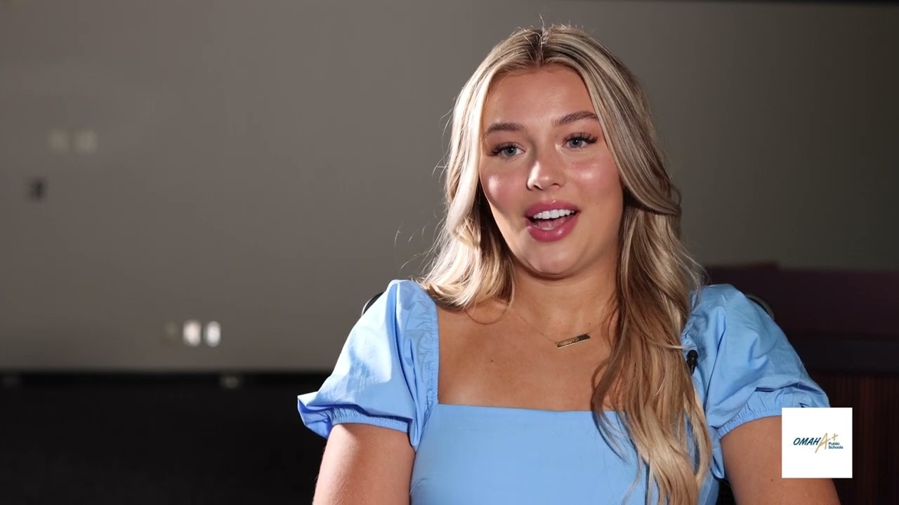 Portrait of a Graduate: Omaha Virtual School 2022,  Emma Strom