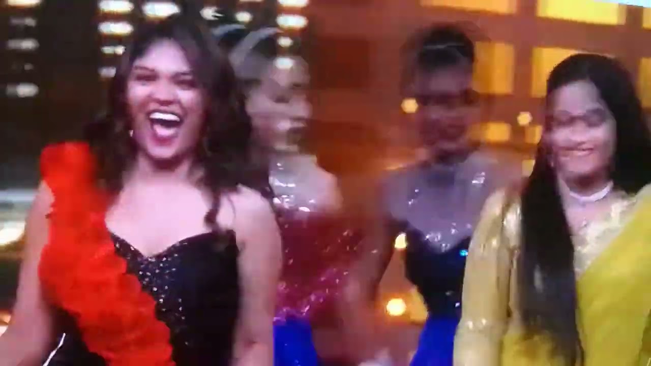 Biggboss grandfinale entry 🥰🥰🥰