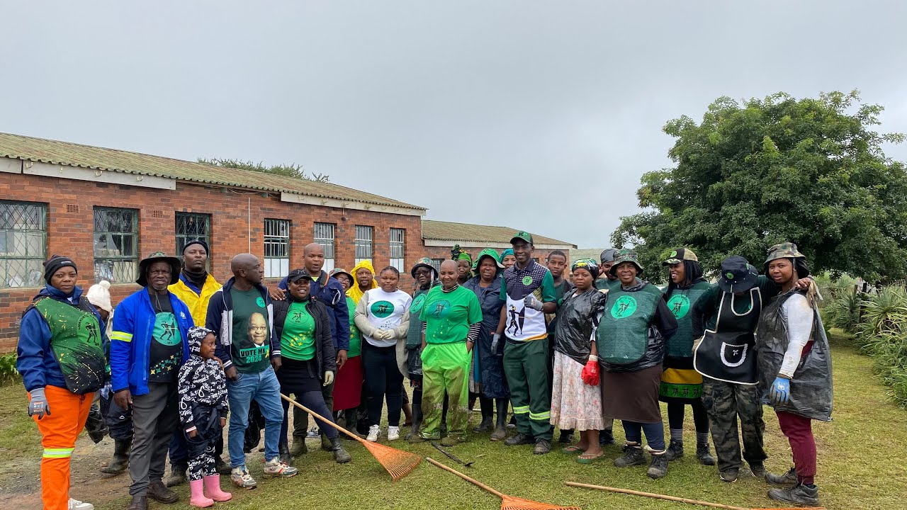 MK Party Ward 2 Moses Mabhida Region Back to School Clean up Campaign