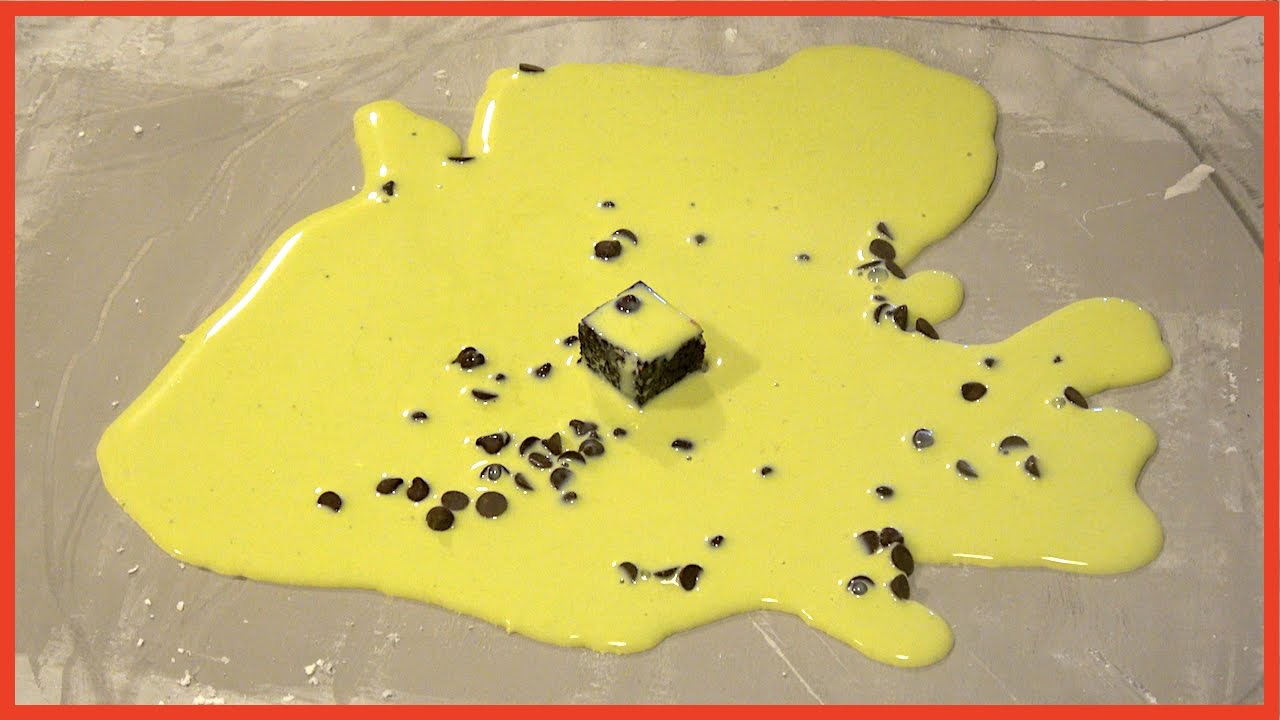 Matcha Green Tea Ice Cream Roll - Chocolate Brownie and Chocolate Chips | Street Food Dessert