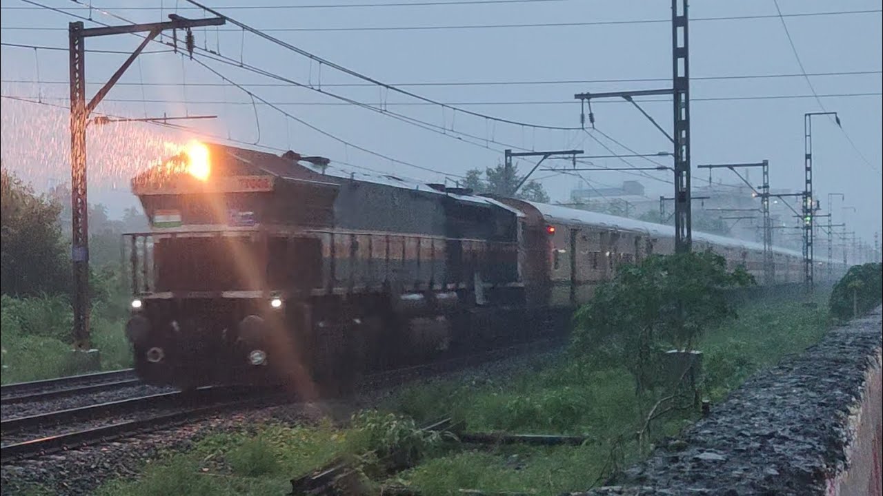 EMD With Udhna One way special Fare train😍