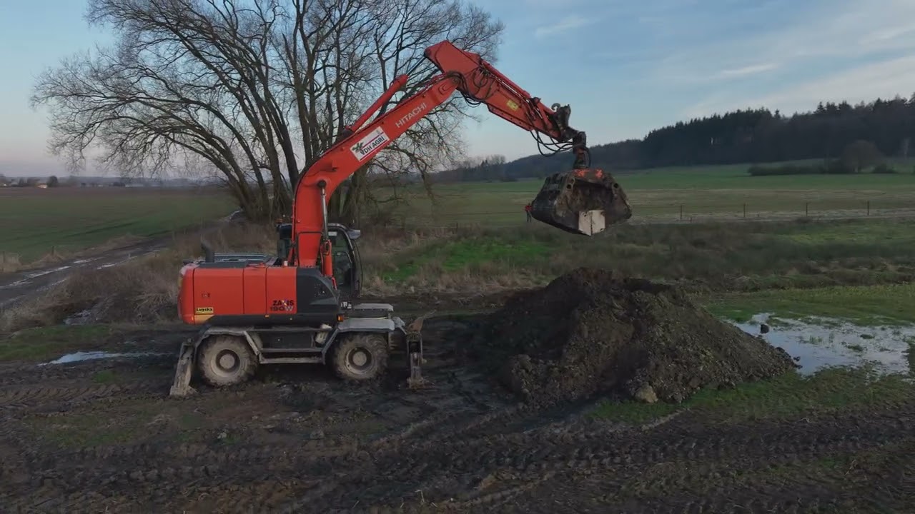 Fendt 828, 826, 724 Vario + épandeurs Bergmann TSW 5210S & Hitachi Zaxis 190W.