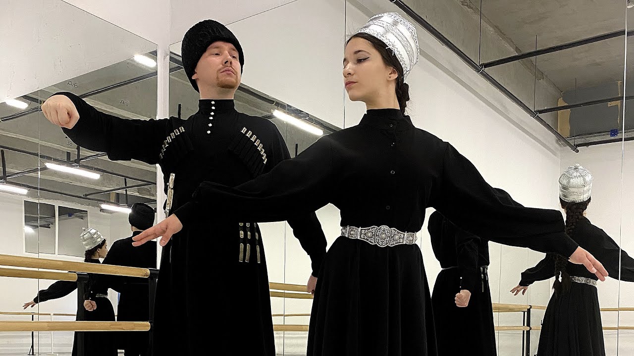 Адыгский танец Зэфакlу (Зафак). Circassian dance Zefaku (Zafak).