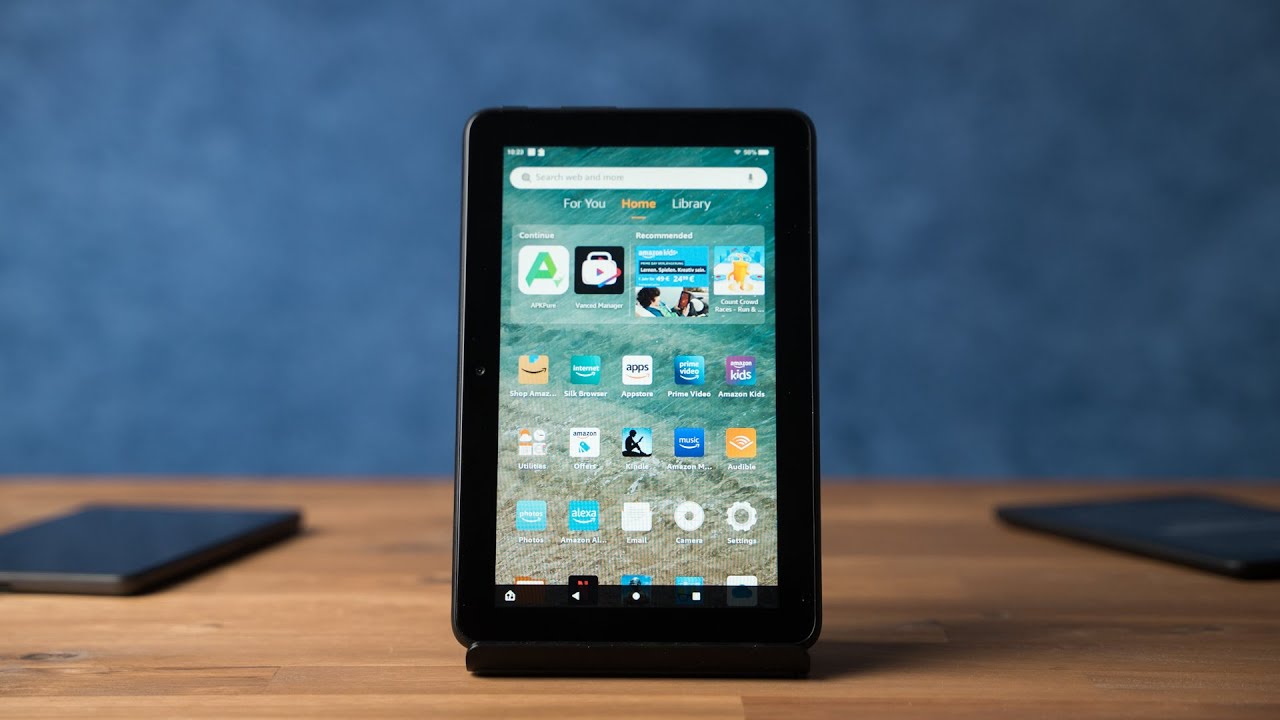 Amazon Fire 7 2022 Review: Can It Beat The Lenovo Tab M7?