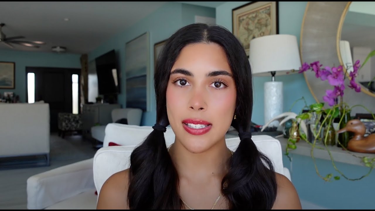 Dark Truths About Pretty Privilege | 6 Signs Someone Is Jealous Of You