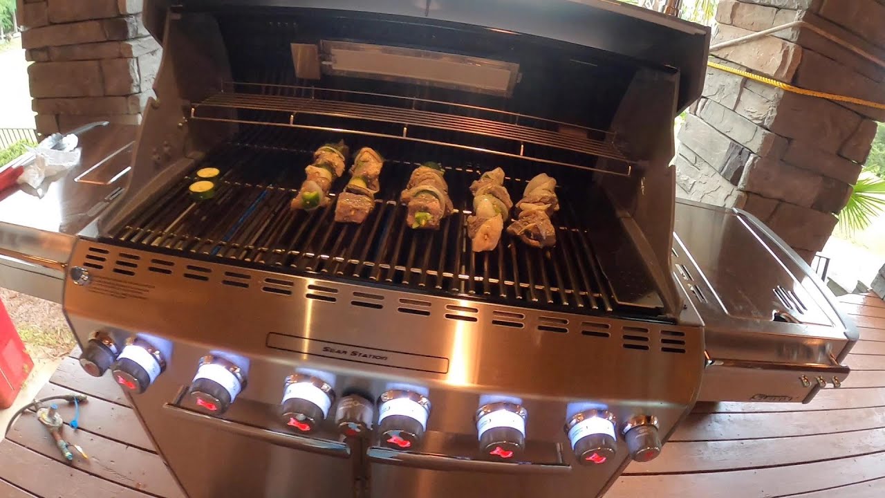 Weber summit grill s-670 Is it right for you?