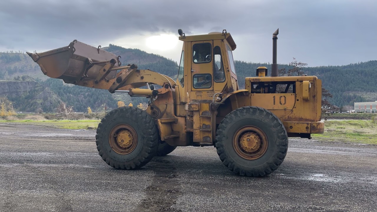 1972 Caterpillar 966C Wheel Loader