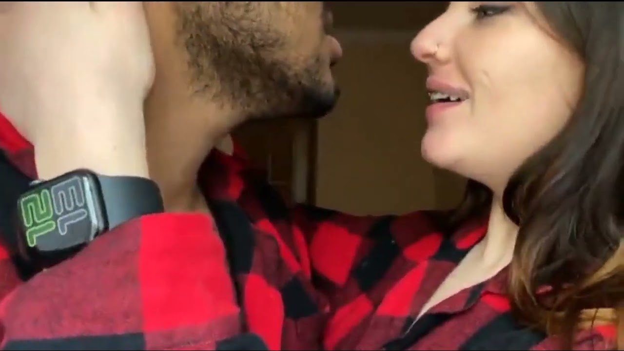 Indian couple hot kiss
