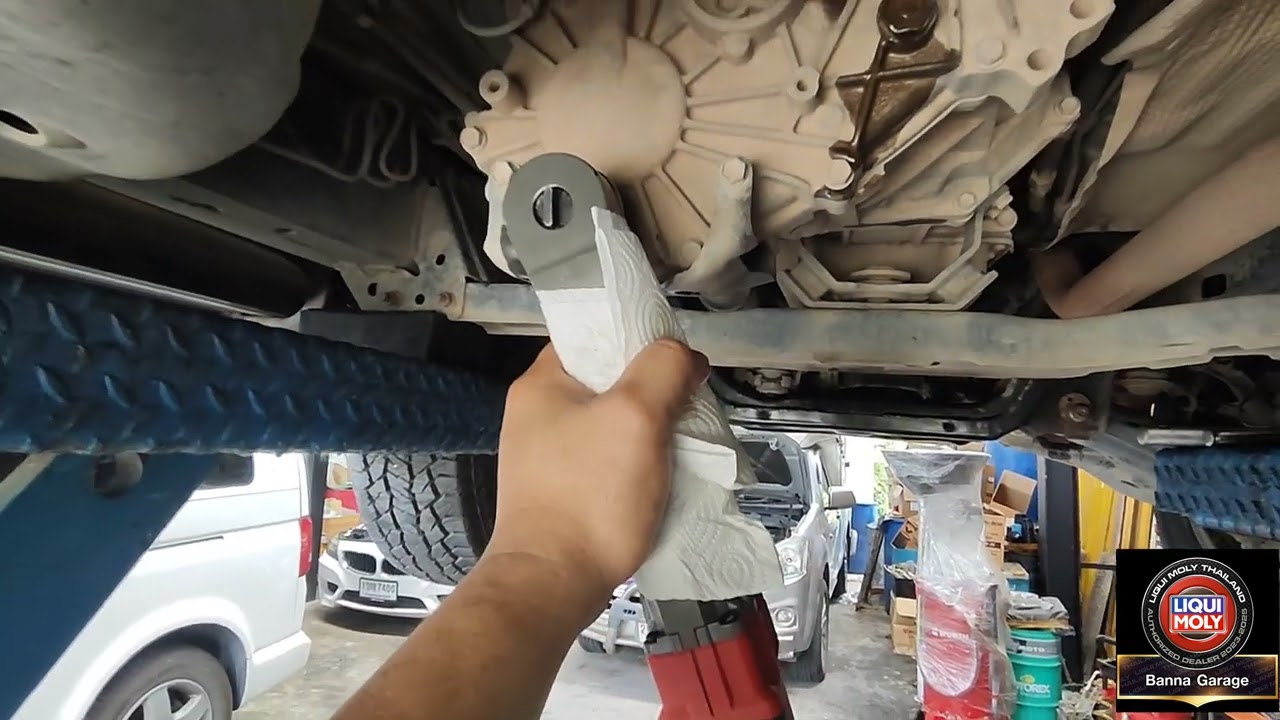Toyota Fortuner 3.0 D4D เปลี่ยนน้ำมันเกียร์ น้ำมันเฟืองท้าย ทรานเฟอร์ Liquimoly