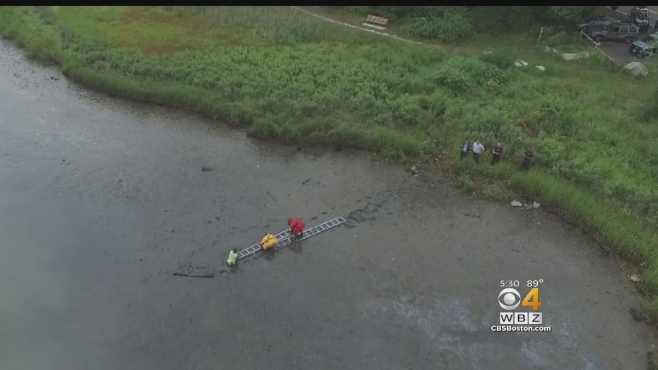 Quincy Firefighters Rescue Fisherman Trapped In Mud