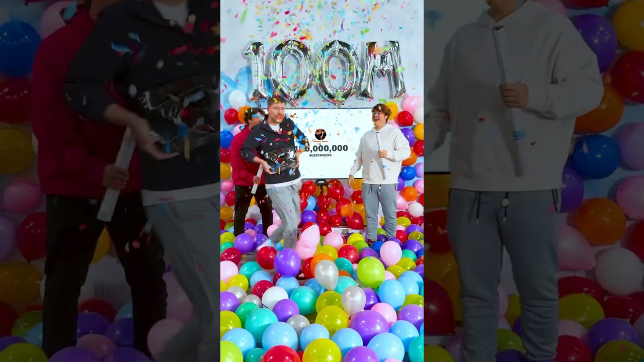 У нас 100 000 000 подписчиков!