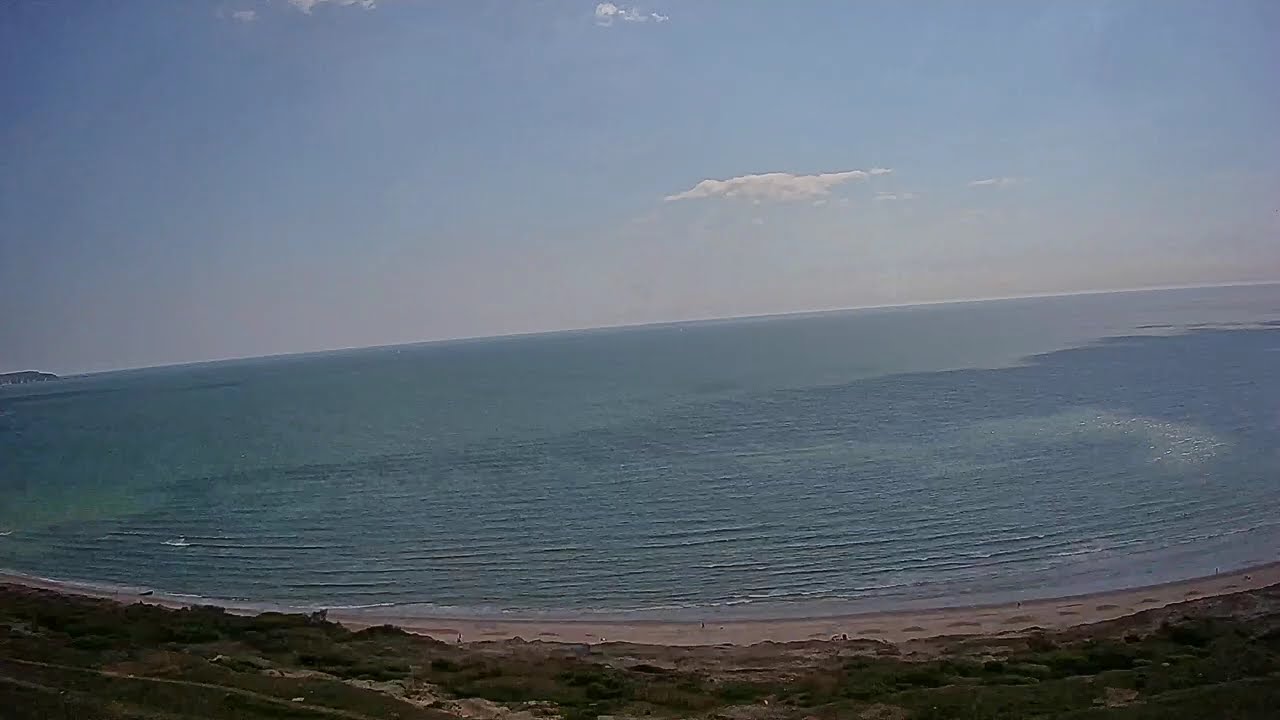 Drone footage overlooking a sunny Barton on Sea at Hoburne Naish Holiday Park!