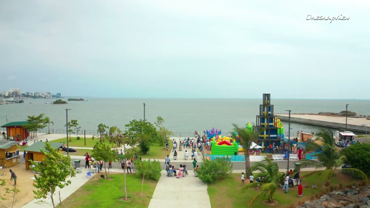 Promenade sur la Baie des Rois - Libreville (Gabon)