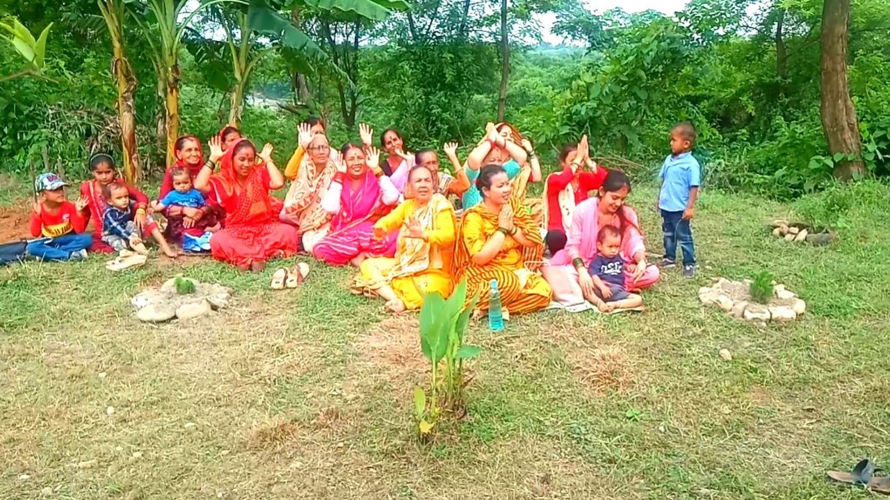 यहाँ के हुँदै छ ! New letest Video &copy; Re-Fresh Tv. Nepal ||Nepali Bhajan Nach||