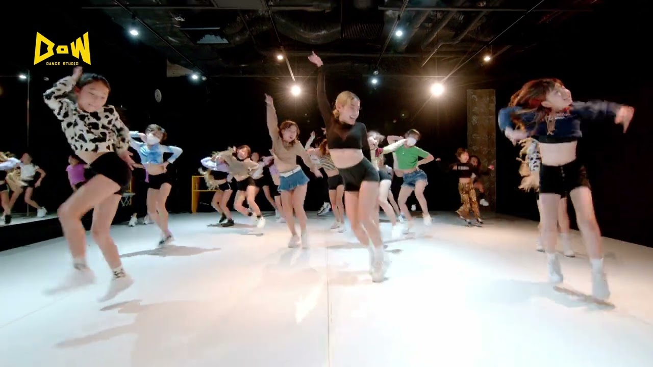 ainatty JAZZ HIPHOP 17:00-18:00 18:00-19:00