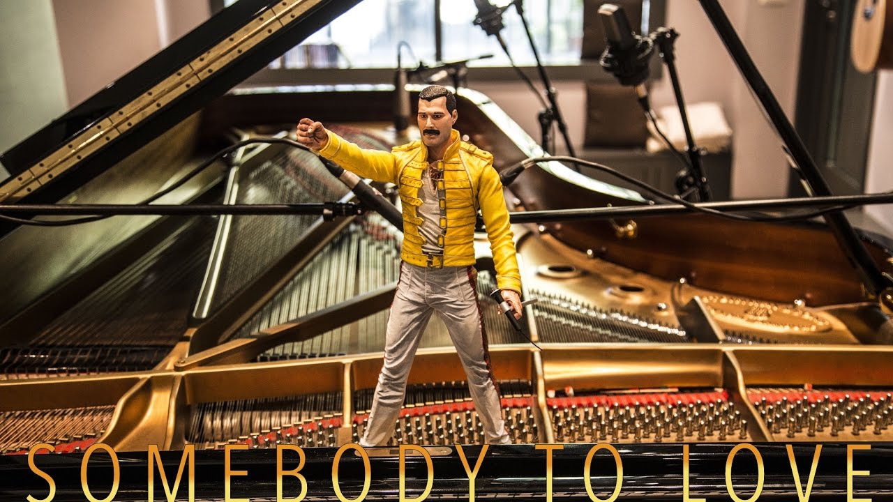 SOMEBODY TO LOVE - QUEEN - ♫ ♫ ♫ HD/HQ Piano Cover play by Ear