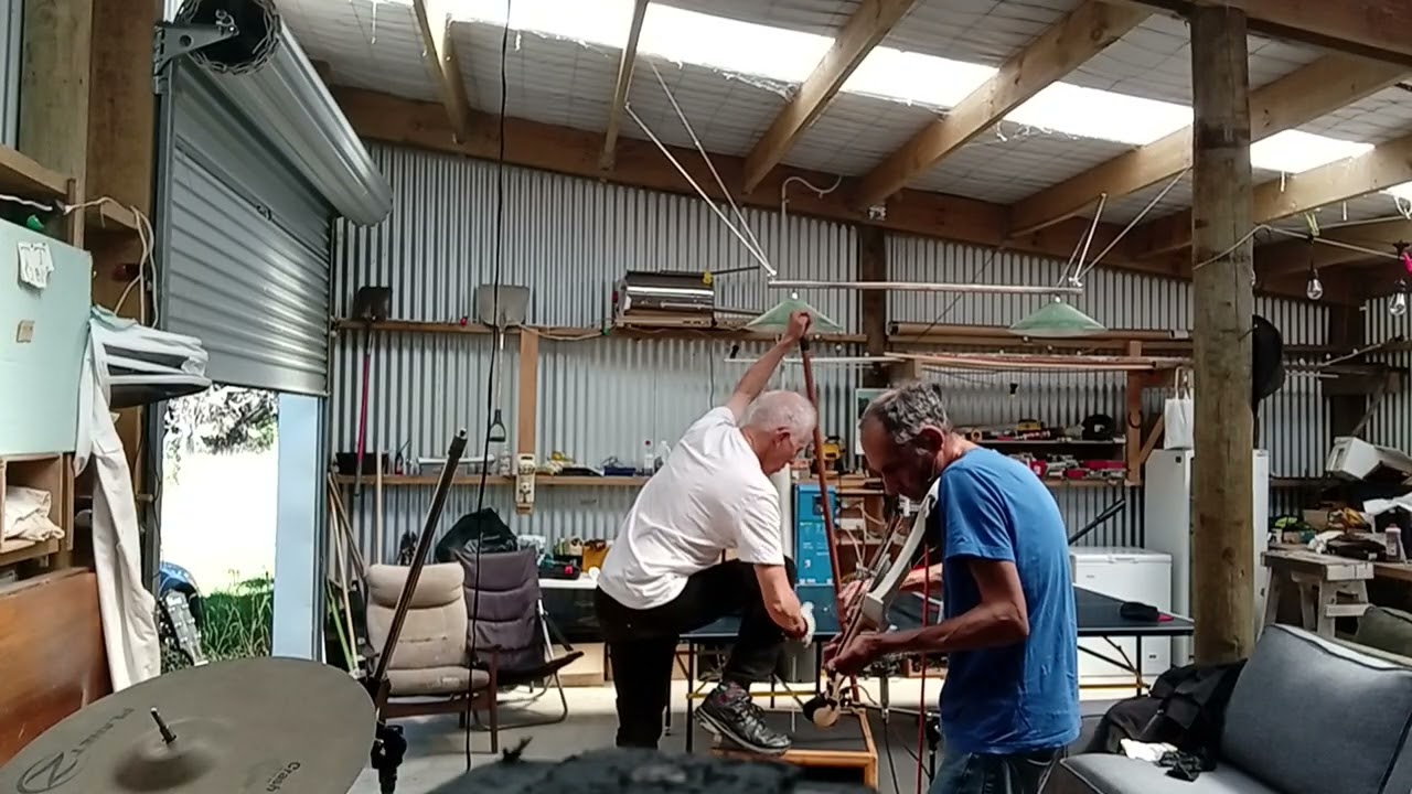 Paul Kean on onestring + TT Geigenschrey in Kiwi & Kraut -Improcomposing at Barn Sessions 20250316