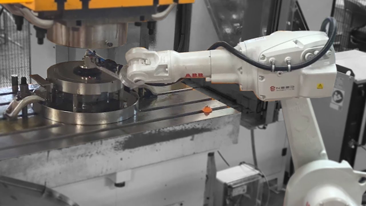Robot d’emboutissage : la production de pièces en grande série - Groupe TMA