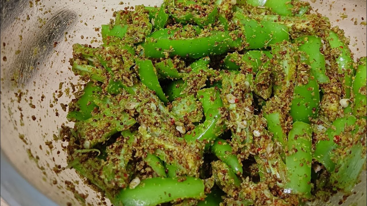 चलिए मिर्च का आचार बनाते हैं 😅 #live #cooking🌱🌱