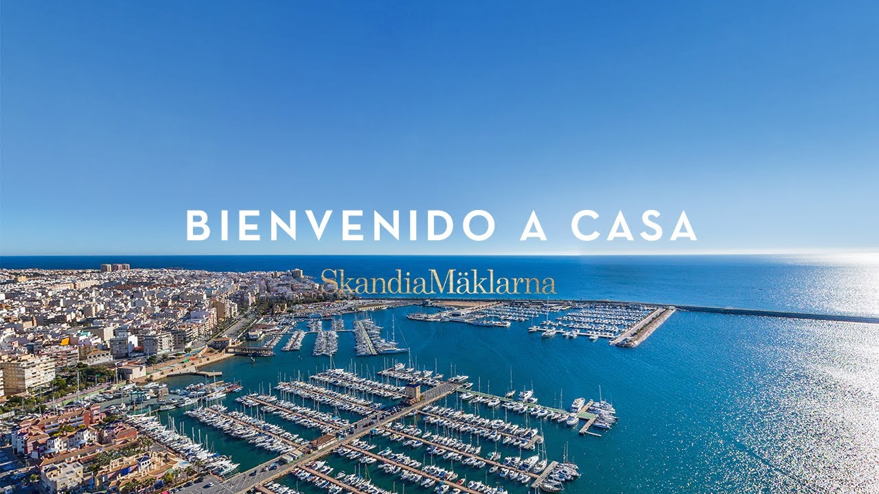 Apartment in central Torrevieja with very spacious living room - SkandiaMäklarna Torrevieja