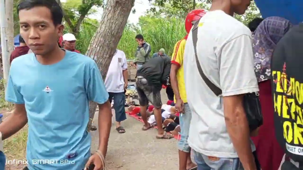 Pasar Loak Lamongan di Sebelah Barat Polsek Kota Lamongan 