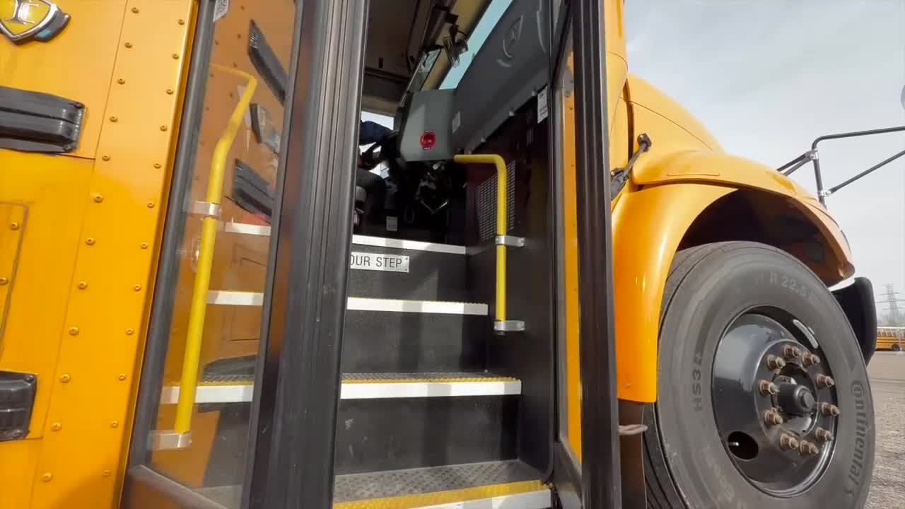 Pontiac School District rolls out electric school bus fleet with $15 million in grant funding