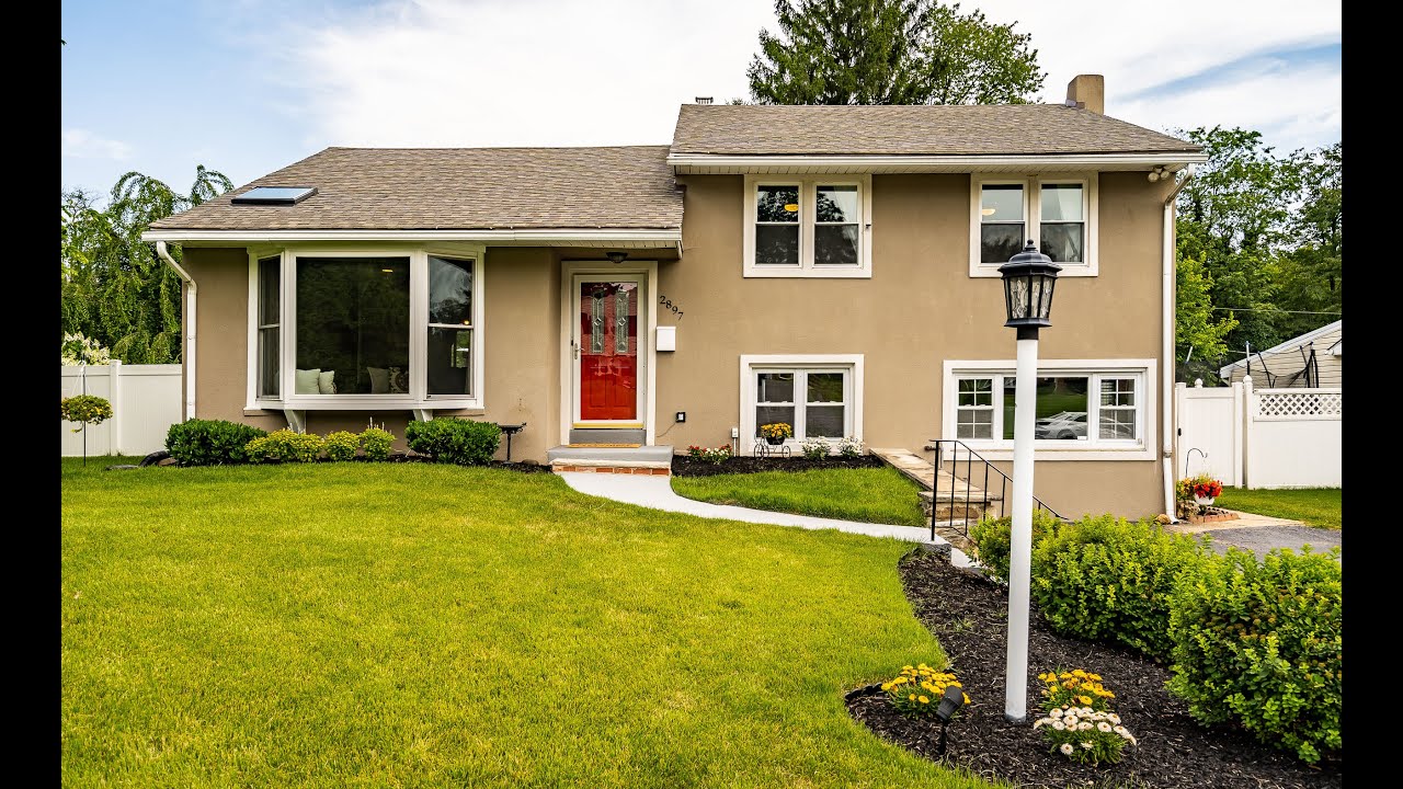 2897 Eastburn Ave | Beautiful Home In Broomall, PA 19008 | Beth Ann Angelos | Real Estate