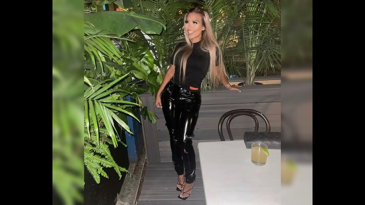 Luxury and Graceful Collection Leather Leggings Pants with Sophisticated and Elegant Style Ideas