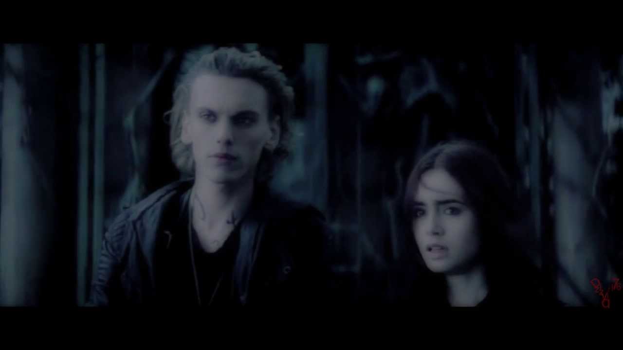 Jace and Clary- CUT - TMI