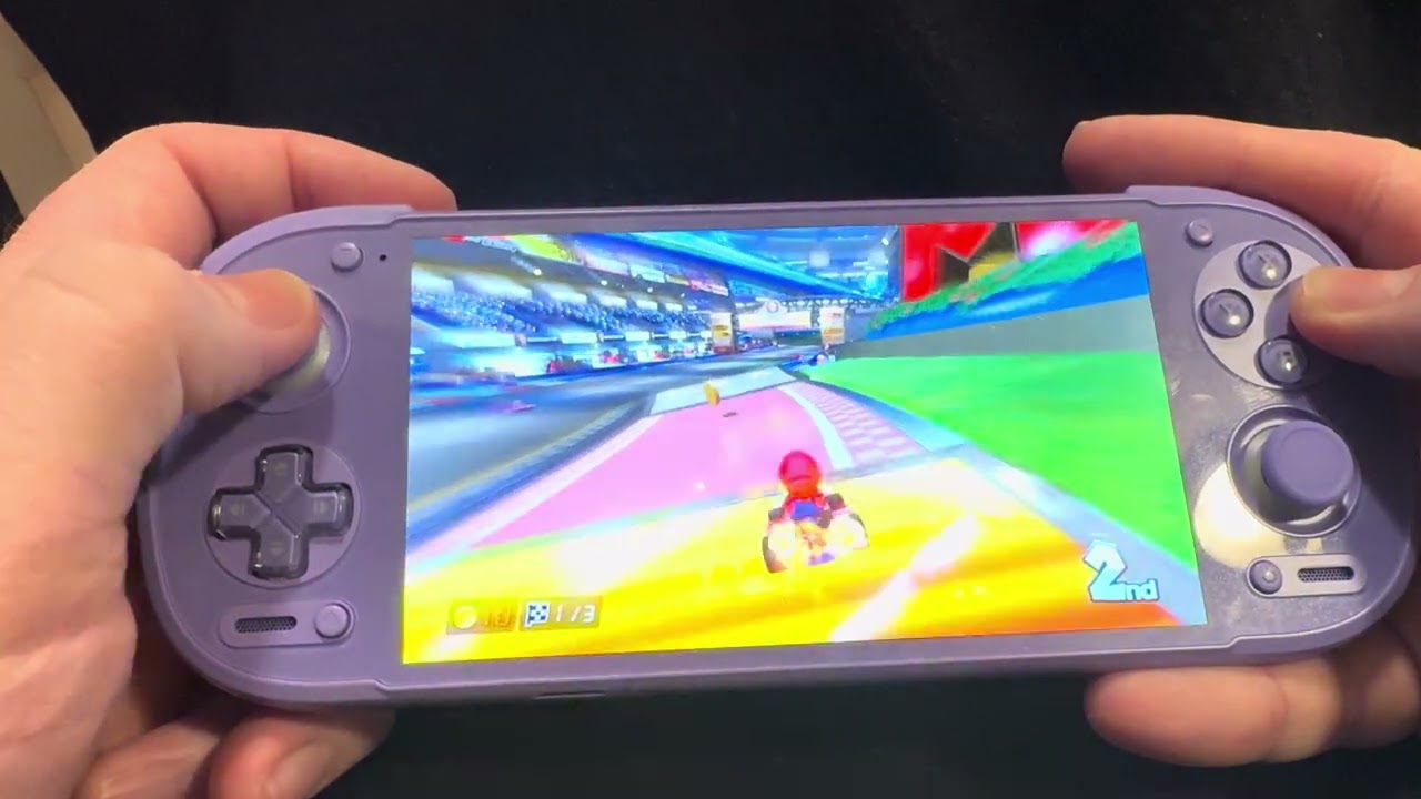 RETROID POCKET 6 WiiU Gameplay Mario Kart 8 CemU