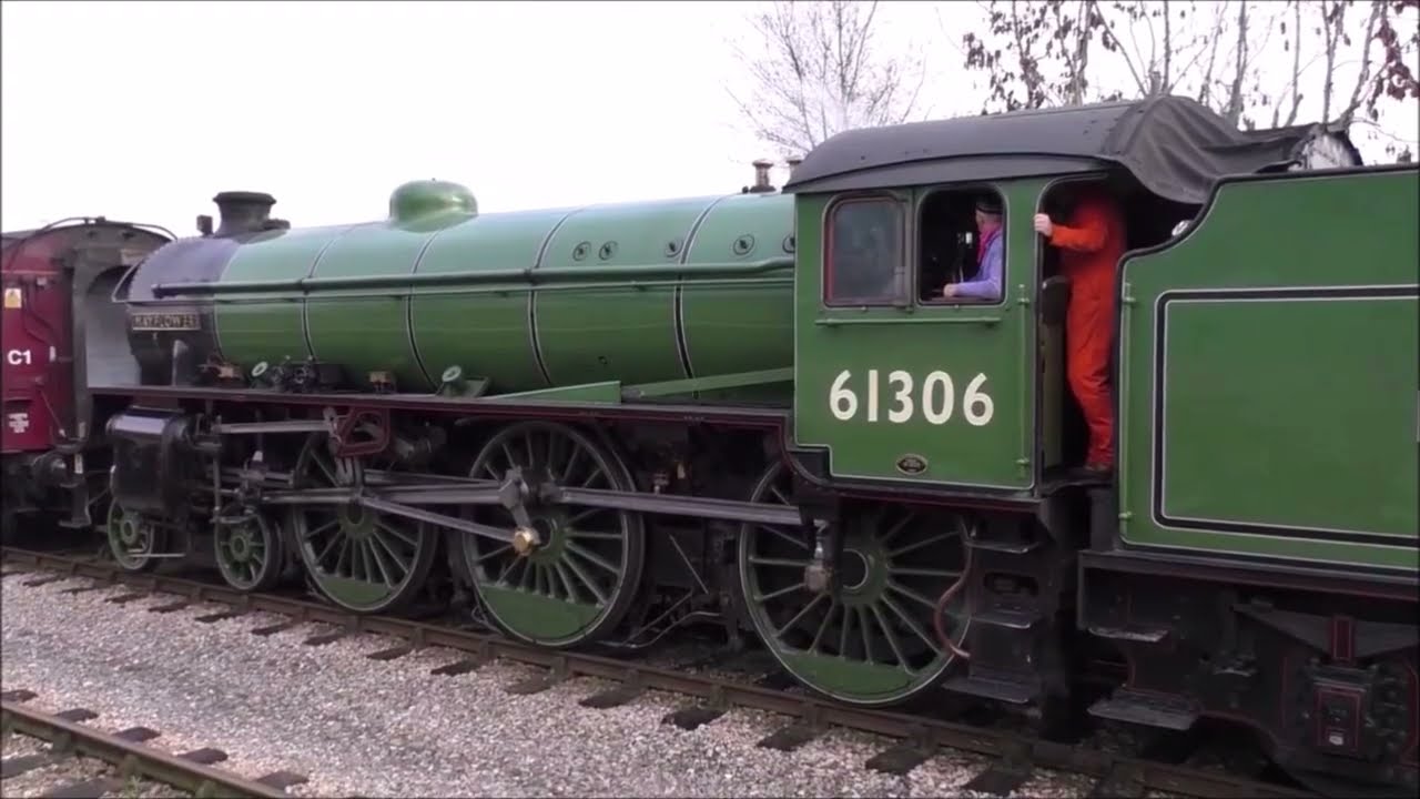 A SANTA TRAIN RUNS FROM BLUE ANCHOR TO MINEHEAD AND MAYFLOWER RUNS THROUGH WILLITON WSR