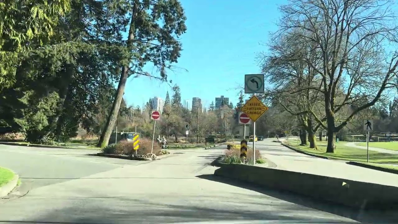Driving in the beautiful Vancouver Stanley park 