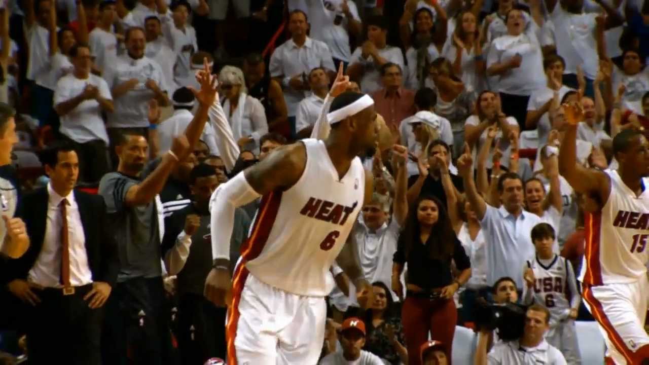 LeBron James - Moment 4 Life