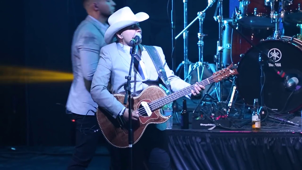 La Zenda Norteña - Popurri De Cumbias (En Vivo) Houston